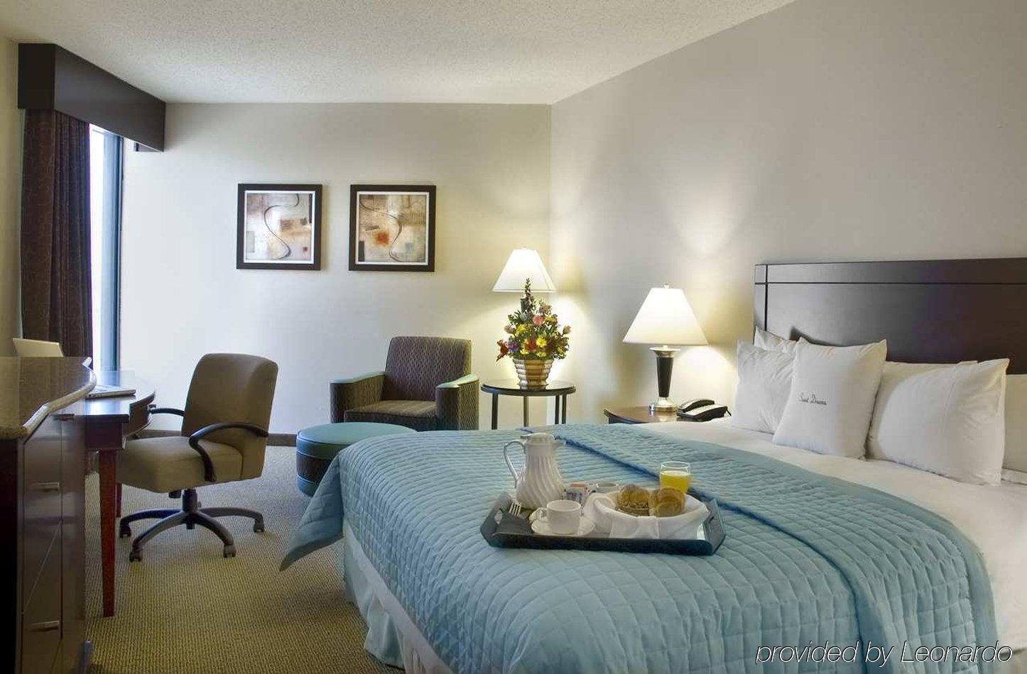 Doubletree By Hilton Houston Intercontinental Airport Ξενοδοχείο Δωμάτιο φωτογραφία